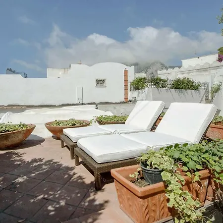 Apartamento Tragara 12c Art House,
