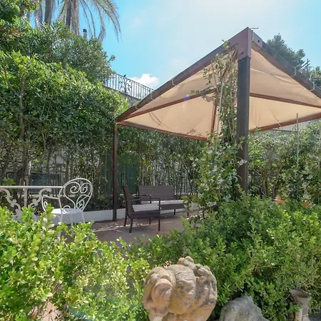 Tragara 12c Art House, * Capri