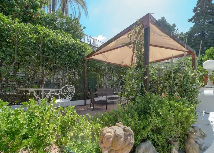 Tragara 12c Art House, * קאפרי