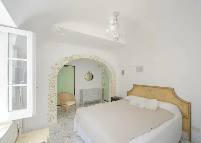 Tragara 12c Art House, דירה